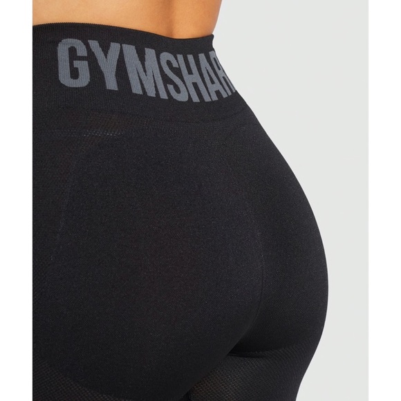 New Gymshark flex cycling shorts Sz Large - Picture 5 of 5